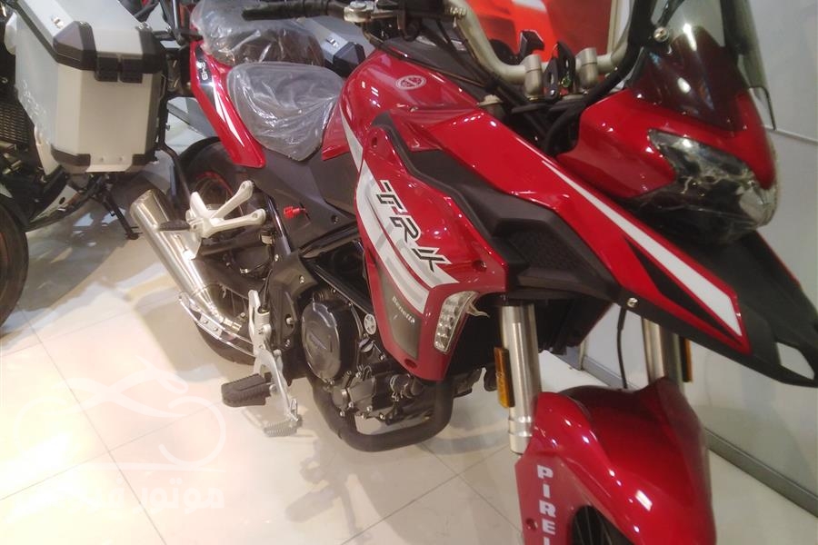 فروش موتور سیکلت بنلی TRK 250