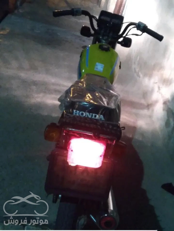 فروش موتور سیکلت هوندا ۱۲۵