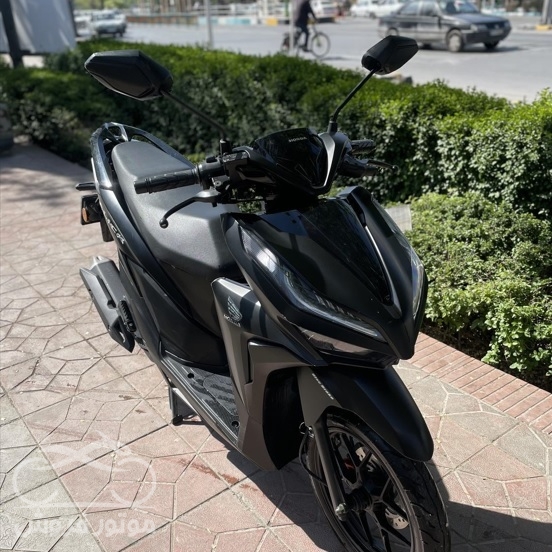 فروش موتور سیکلت هوندا کلیک گلکسی مدل 1400 در اصفهان