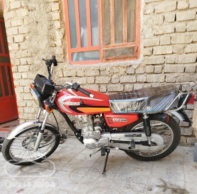 فروش موتور سیکلت نیکتاز کویر موتور CG 200 مدل 1396 در شیراز