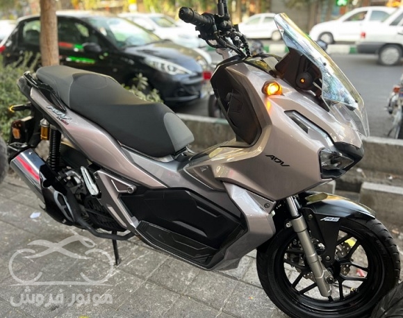 فروش موتور سیکلت کبیر طرح هوندا ADV مدل 1402