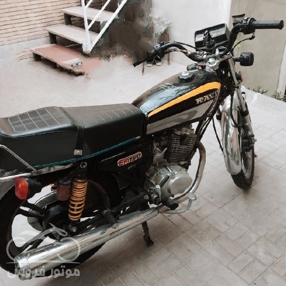 فروش موتور سیکلت هوندا کویر 150 مدل 1401 در اصفهان