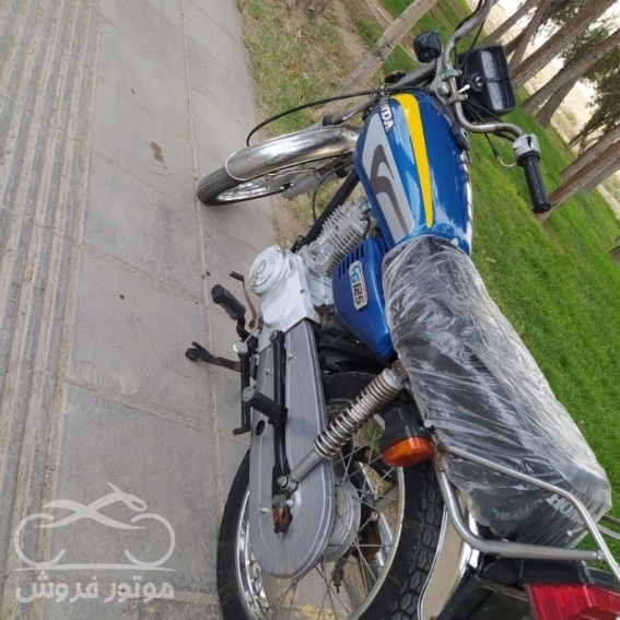 فروش موتور سیکلت هوندا مزایده مدل 93