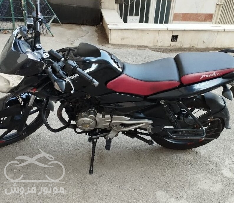 فروش موتور سیکلت پالس مدل 95