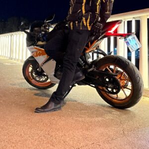 فروش موتوئر سیکلت کی تی ام RC200