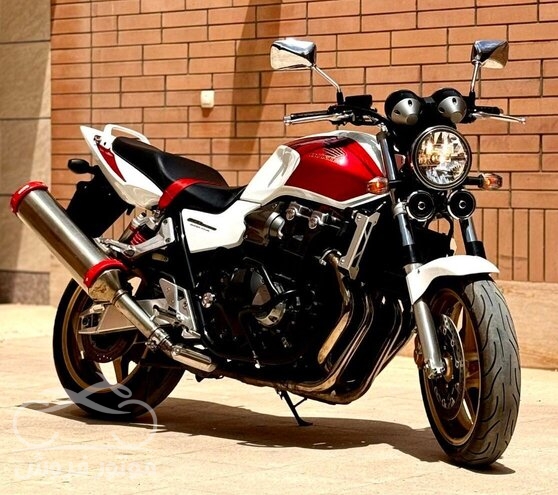 فروش موتور سیکلت cb1300 سندسوشیان مدل 1403