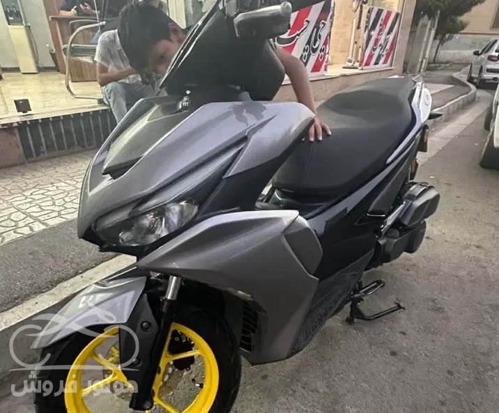 فروش موتور سیکلت ایروکس nvx170 کبیر در البرز