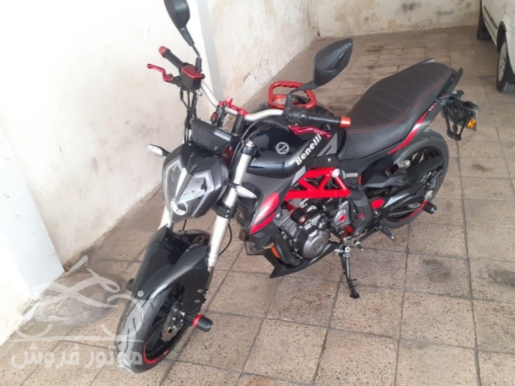 فروش موتور سیکلت بنلی 300 دو سیلندر در تهران