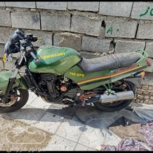 موتور فروش,فروش موتور سیکلت,فروش موتور سیکلت کاوازاکی GPX 750 در لرستان,خرید موتور سیکلت کاوازاکی GPX 750 در لرستان,موتور سیکلت کاوازاکی,موتور سیکلت در لرستان
