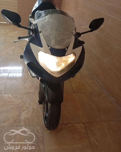 فروش موتور سیکلت سوزوکی GSX 1000R در تبریز