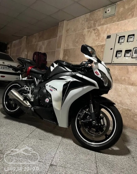 فروش موتور سیکلت هوندا CBR 1000 در تهران