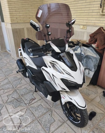 فروش موتور سیکلت هوندا کلیک 150 در یزد