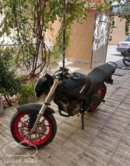 فروش موتور سیکلت یاماها 200 در یزد
