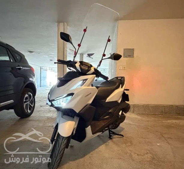 فروش موتور سیکلت هوندا کلیک واریو 160 در تهران