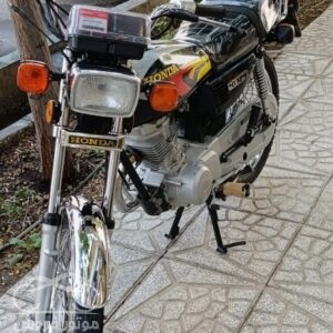 فروش موتور سیکلت هوندا در قم