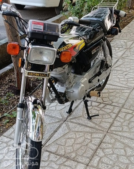 فروش موتور سیکلت هوندا در قم