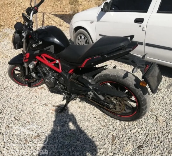 فروش موتور سیکلت بنلی 300 دو سیلندر در ایلام