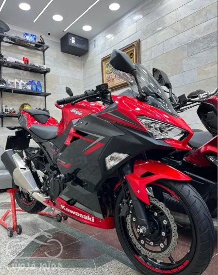 فروش موتور سیکلت کاوازاکی نینجا 250 در تهران