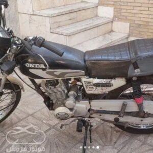 فروش موتور سیکلت هوندا نیرو محرکه 200 در یزد