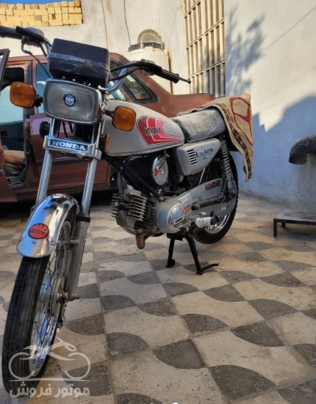 فروش موتور سیکلت یاماها RX 100 در فارس
