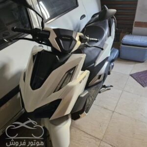 فروش موتور سیکلت هوندا کلیک 160 در اصفهان