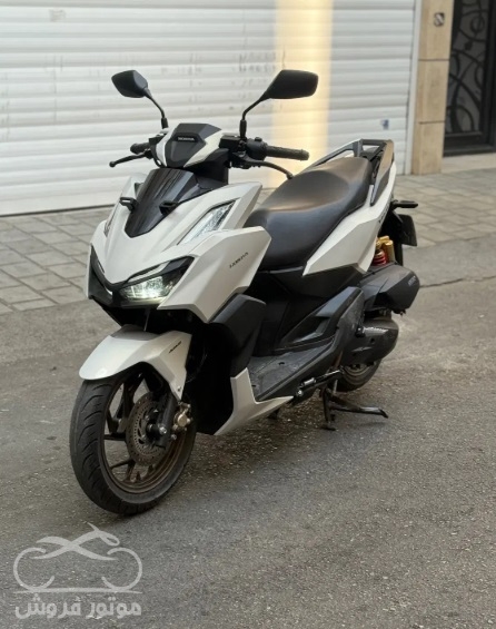 فروش موتور سیکلت هوندا کلیک واریو 160 در تهران