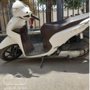 فروش موتور سیکلت هوندا کلیک 125 در اصفهان