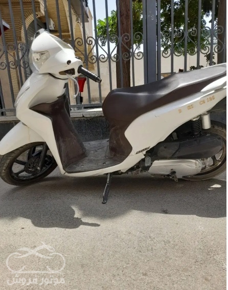 فروش موتور سیکلت هوندا کلیک 125 در اصفهان