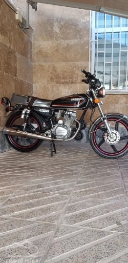 فروش موتور سیکلت برمودا CG 200 در مرکزی