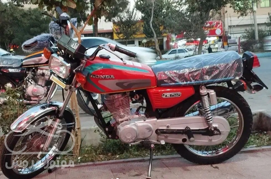 فروش موتور سیکلت هوندا CB 150 در اصفهان