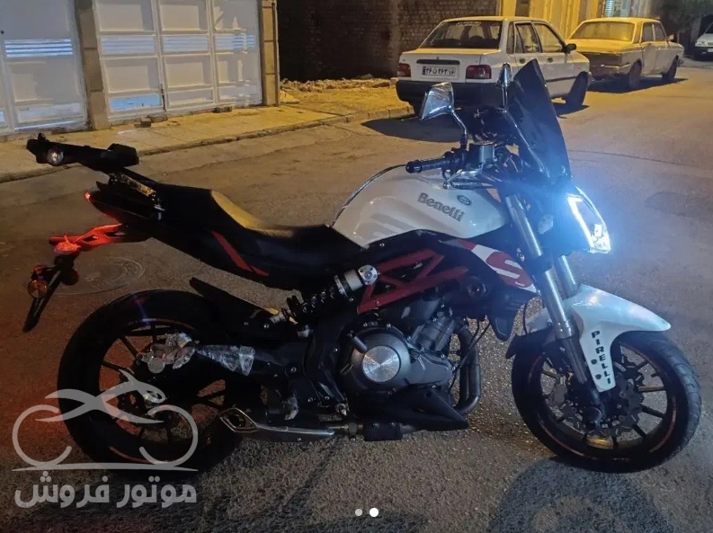 فروش موتور سیکلت بنلی 300 دو سیلندر در قم