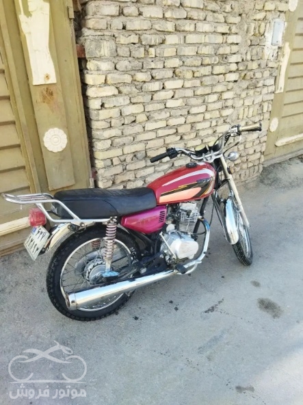 فروش موتور سیکلت پیشتاز 125 در یزد
