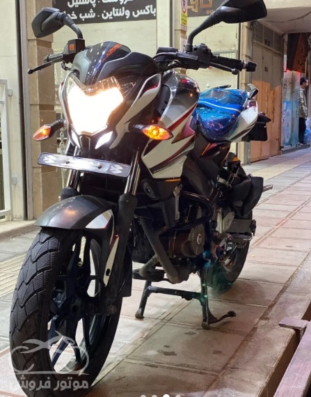 فروش موتور سیکلت باجاج پالس NS 200 در قم