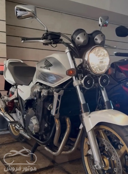 فروش موتور سیکلت هوندا CB 1300 در اصفهان