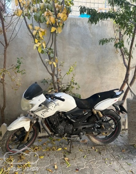 فروش موتور سیکلت آپاچی 180 در مرکزی