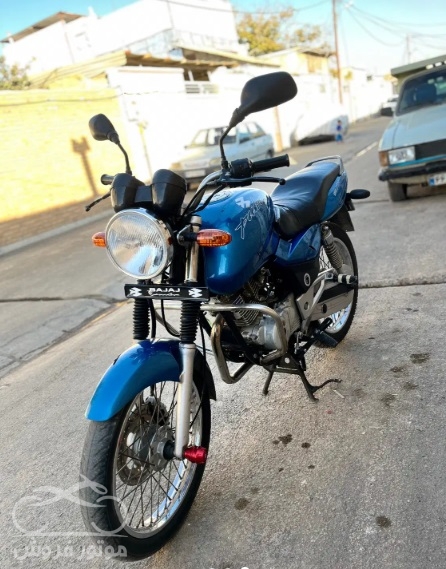 فروش موتور سیکلت باجاج پولسار 180 دو شمع در زنجان