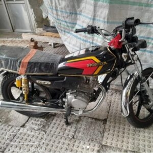 فروش موتور سیکلت نیرو محرکه نامی 200 در اردبیل