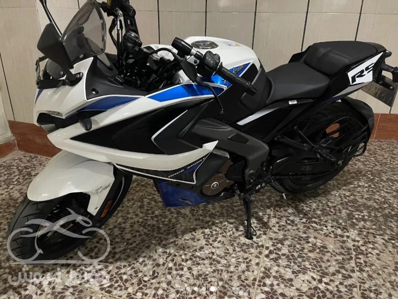 فروش موتور سیکلت باجاج پالس RS 200 در تهران