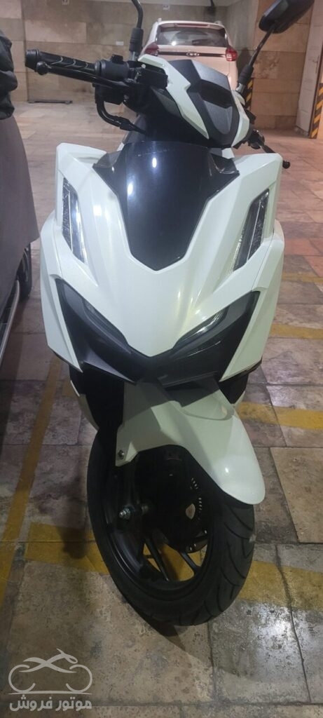 فروش موتور سیکلت طرح کلیک واریو مدل 1404