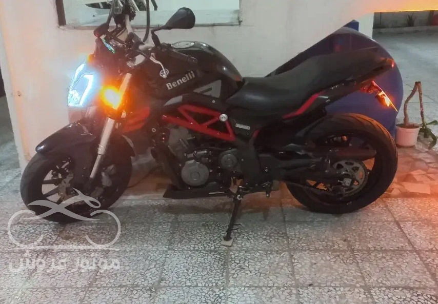 فروش موتور سیکلت بنلی 300 دو سیلندر در گیلان