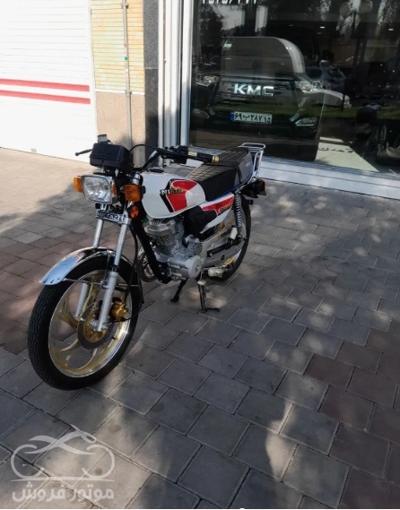 فروش موتور سیکلت پیشتاز 200 آر در تبریز