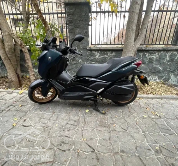 فروش موتور سیکلت یاماها XMAX در تهران
