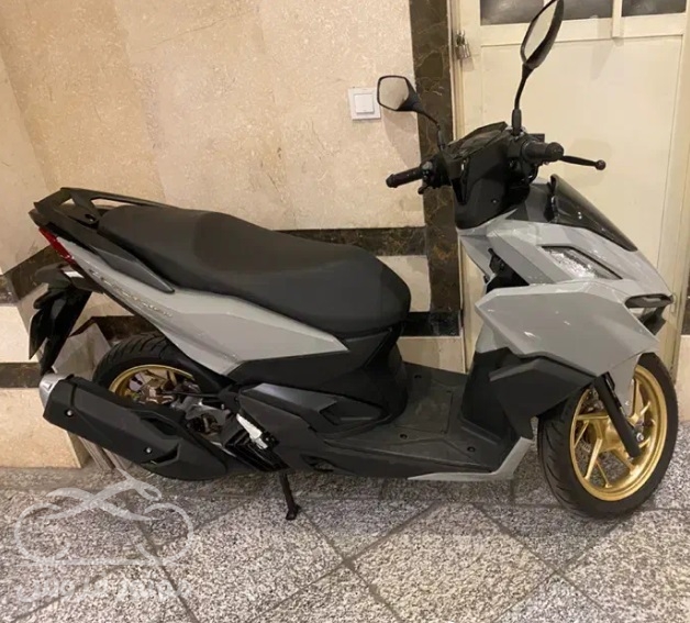 فروش موتور سیکلت هوندا کلیک 160 در تهران