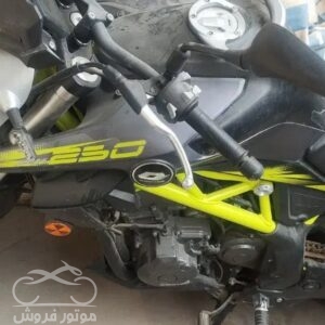 فروش موتور سیکلت کیو جی جفت سیلندر 300 در کرمانشاه