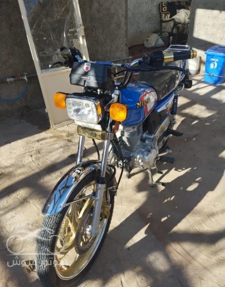 فروش موتور سیکلت همتاز CG 200 در مرکزی