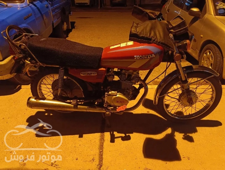فروش موتور سیکلت هوندا 125 NMI در اصفهان