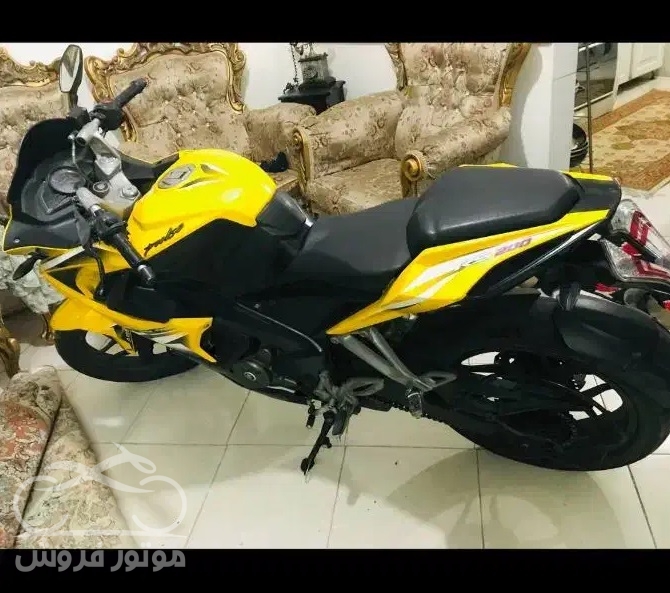 فروش موتور سیکلت باجاج پالس RS 200 در تهران