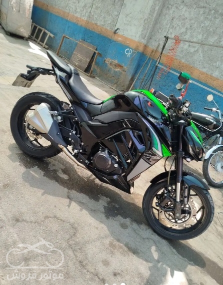 فروش موتور سیکلت کاوازاکی Z 1000 در اصفهان