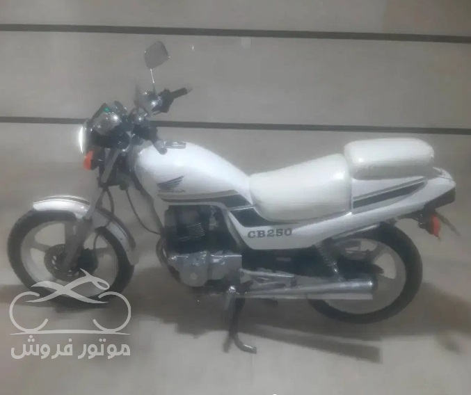 فروش موتور سیکلت هوندا CB 250 در کردستان