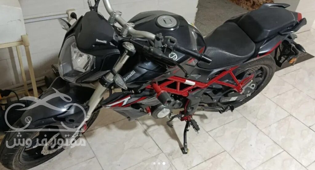 فروش موتور سیکلت بنلی 150 در تبریز